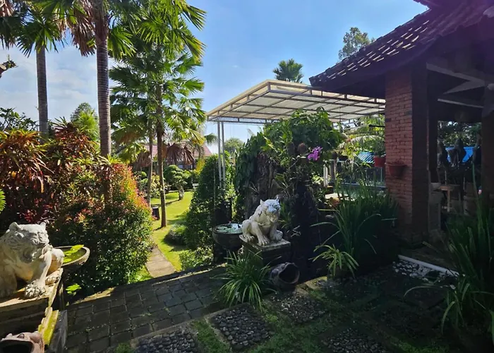 Nirun Garden - Balinese Traditional House In North Bali *